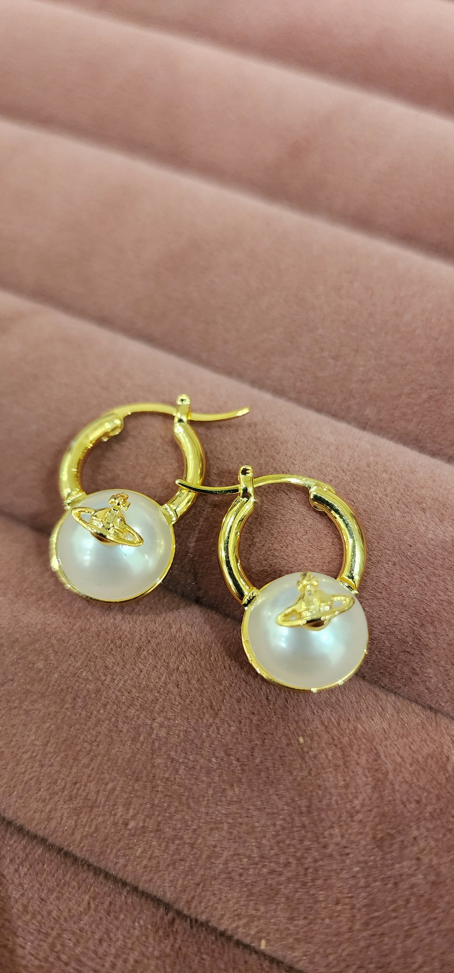 Classic Pearls Earrings
