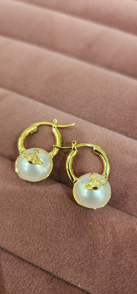 Classic Pearls Earrings