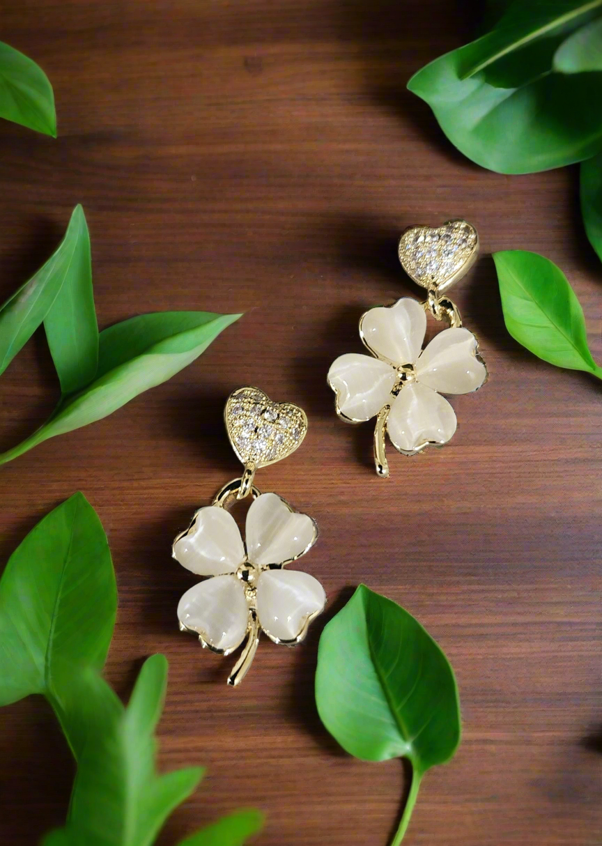 Clove Earrings