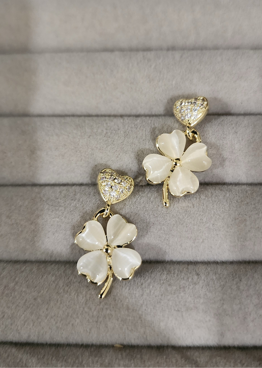 Clove Earrings