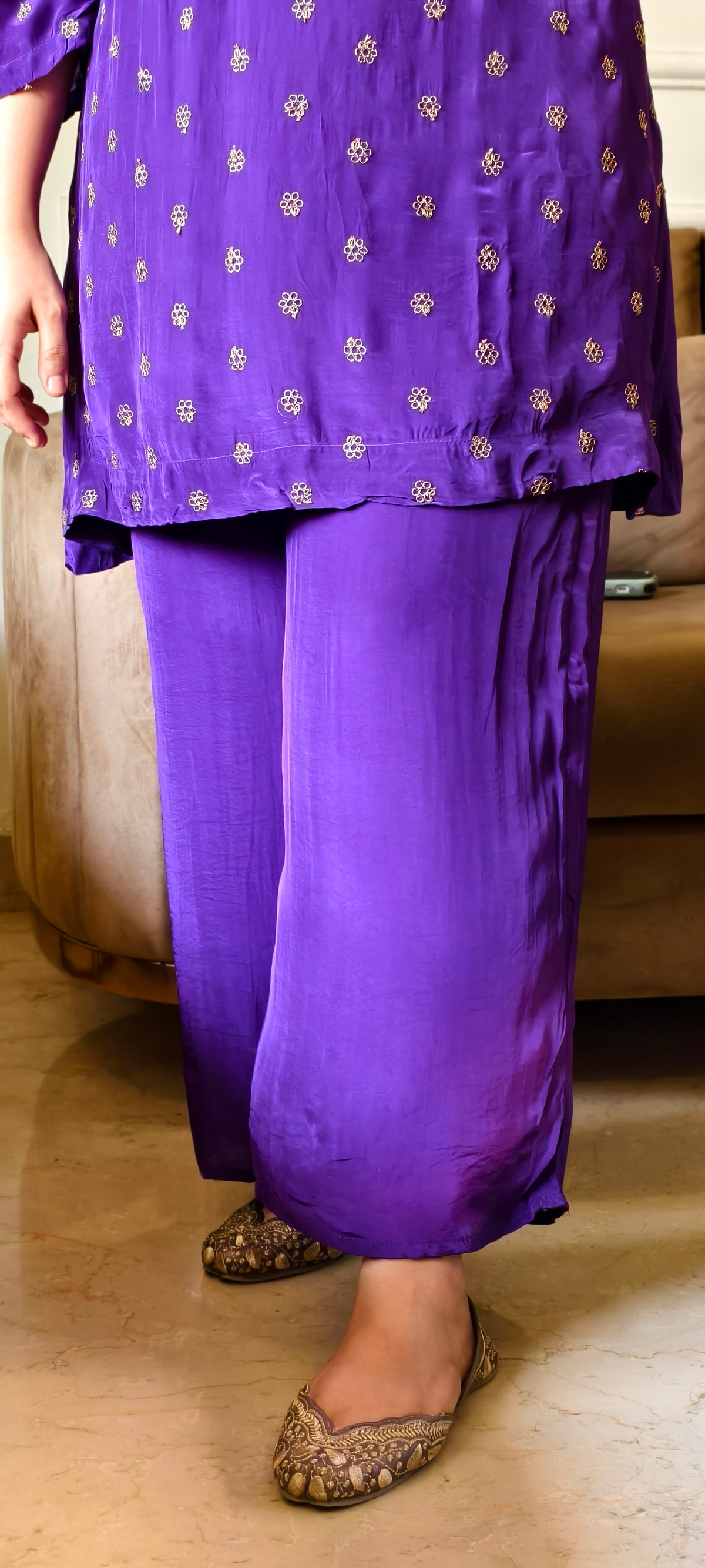 Jamuni Zardozi Co-ord - kurti and pants detail