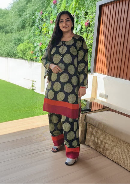 Kaala Bindu Co-ord - full front view