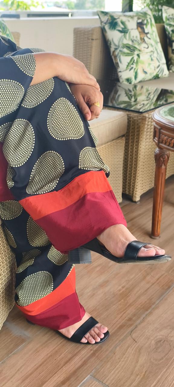 Kaala Bindu Co-ord - hem and sandal detail