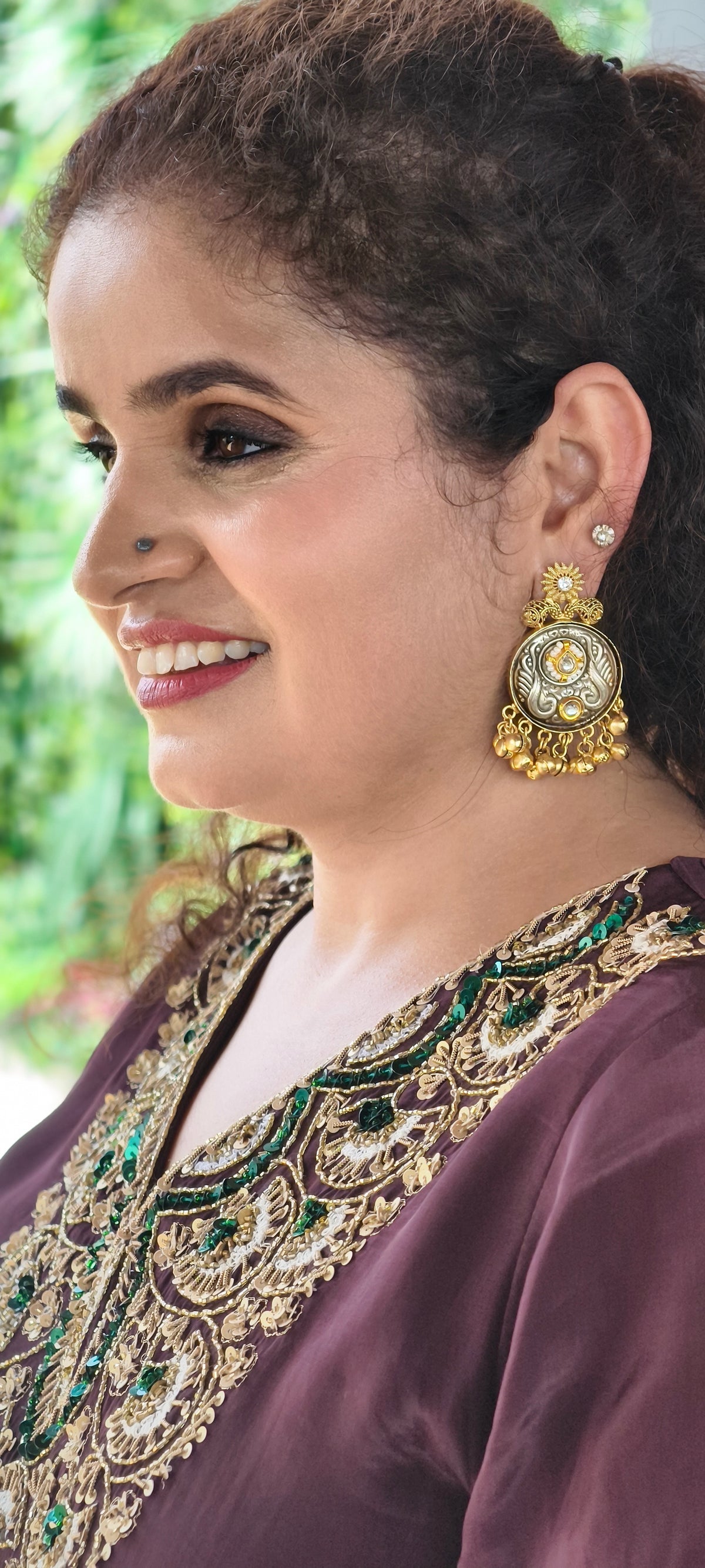 Kasturi Zardozi Co-ord - neckline embroidery detail